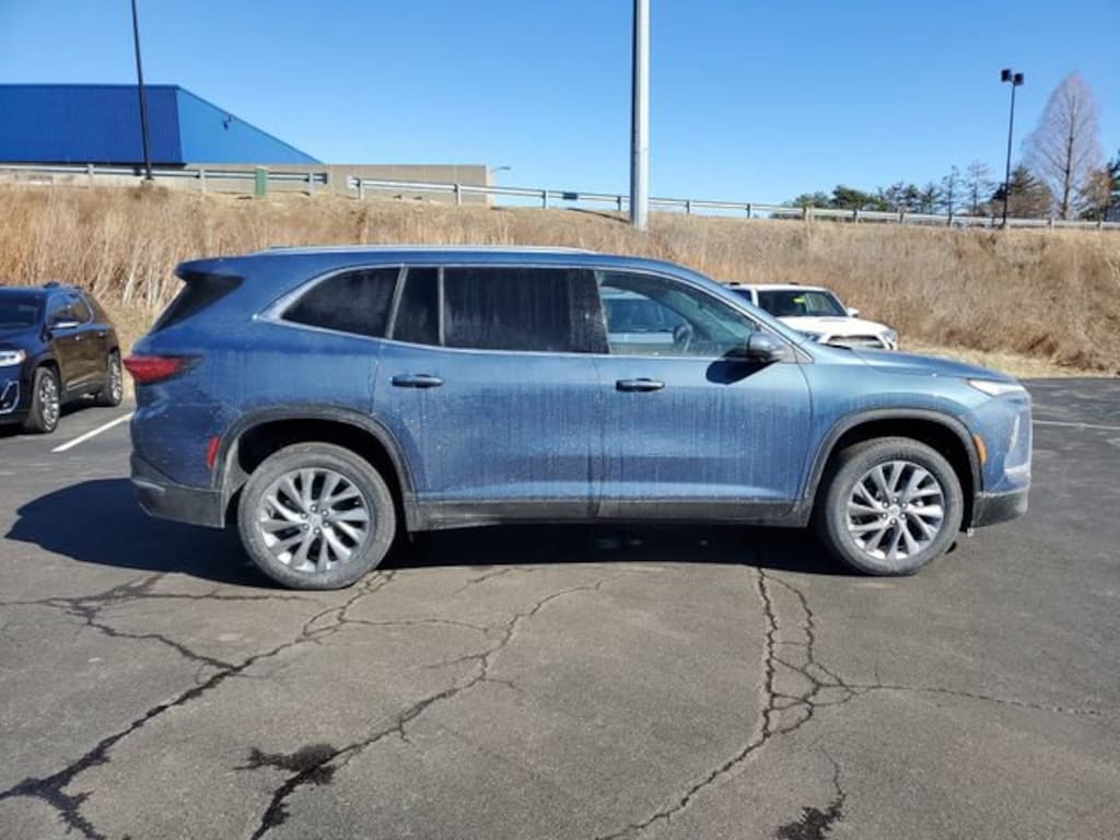 New 2026 Buick Enclave Preferred SUV