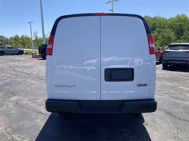 2025 GMC Savana Cargo Work Van - Photo 6