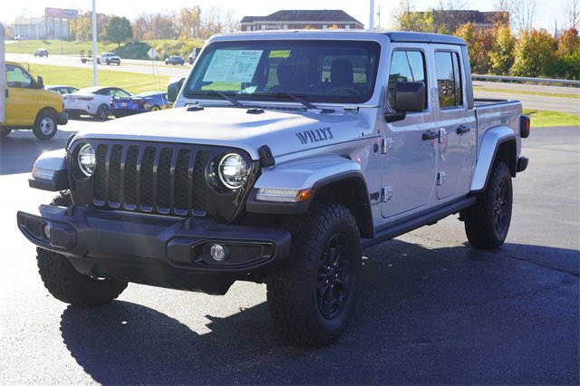 2022 Jeep Gladiator Willys photo 2