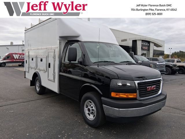 2025 GMC Savana Cutaway