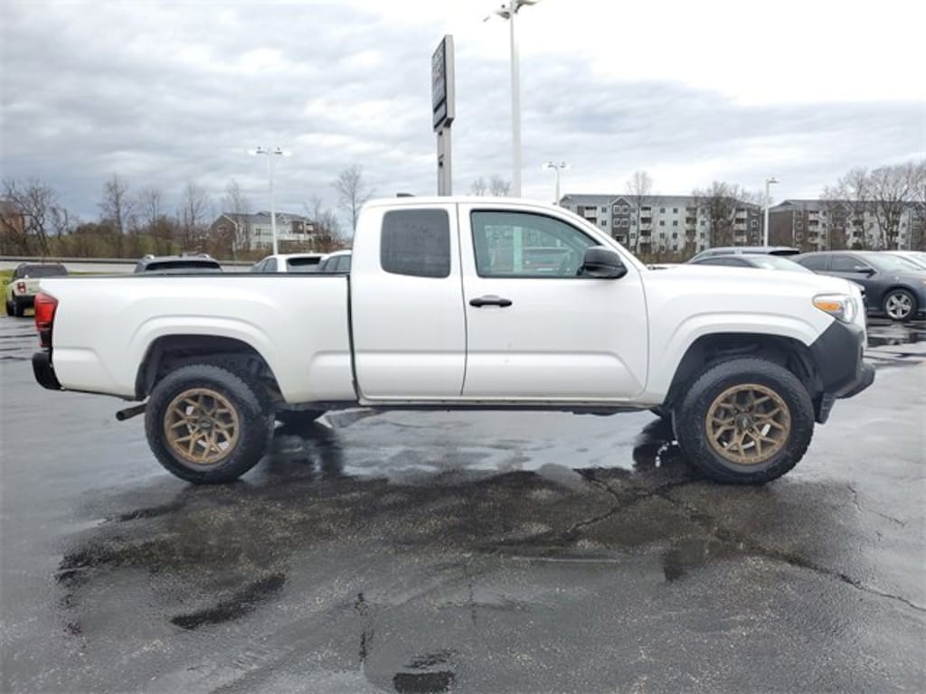 Used 2023 Toyota Tacoma 2WD Truck Access Cab