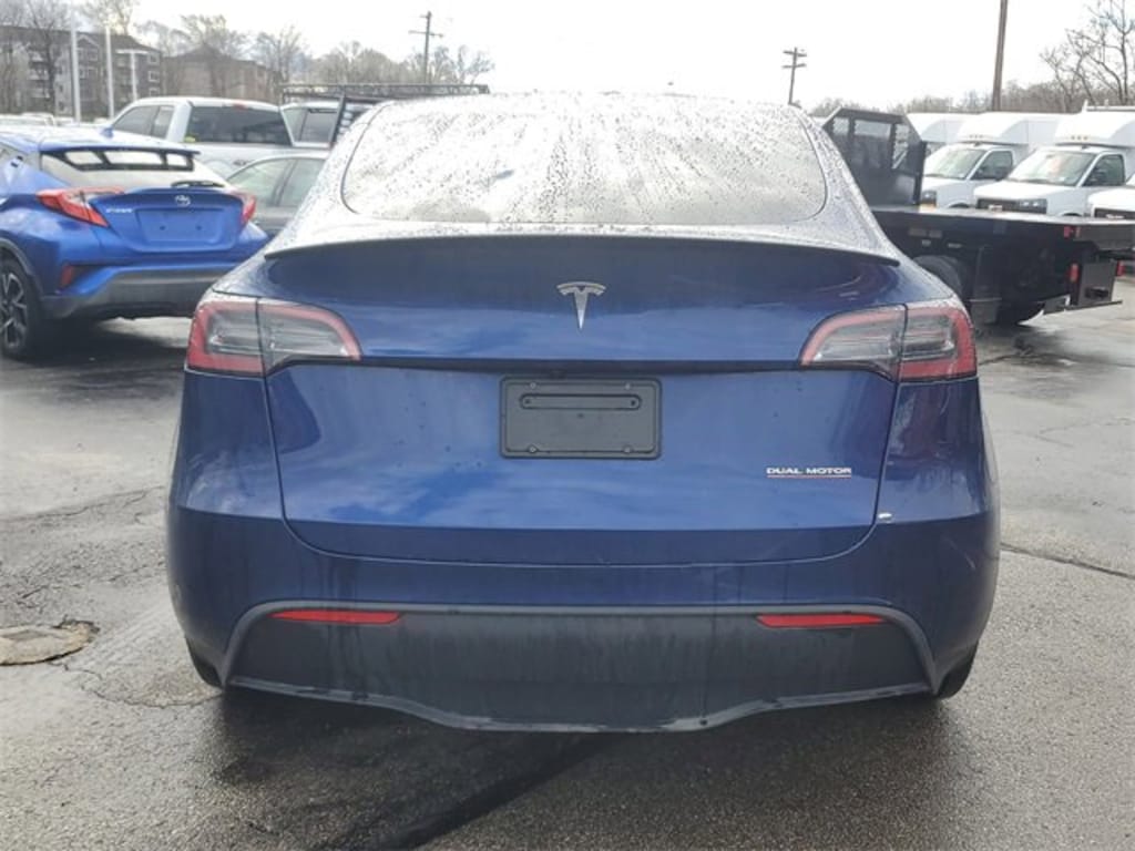 Used 2024 Tesla Model Y SUV