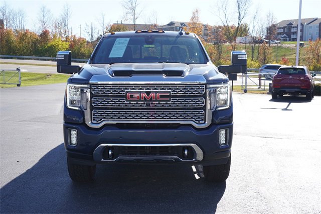 2022 Gmc Sierra 2500 HD Denali photo 2