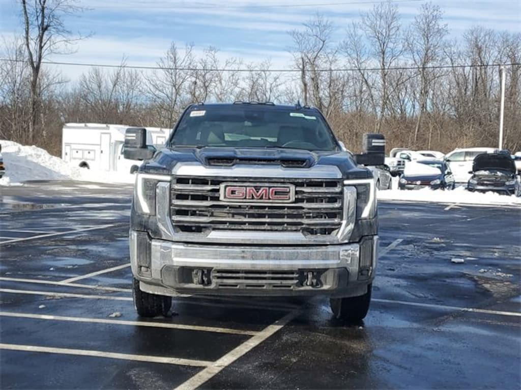 New 2025 GMC Sierra 3500 HD SLE Truck