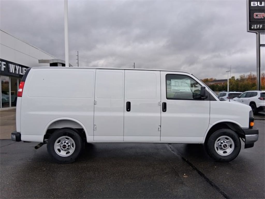 New 2025 GMC Savana Cargo 2500 Work Van Van