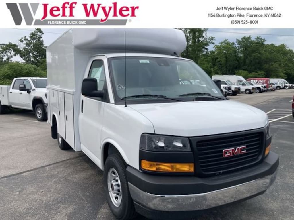 New 2025 GMC Savana Cutaway 3500 1WT Cutaway Van