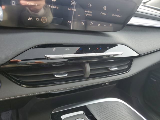 2026 Buick Enclave Sport Touring - Photo 19