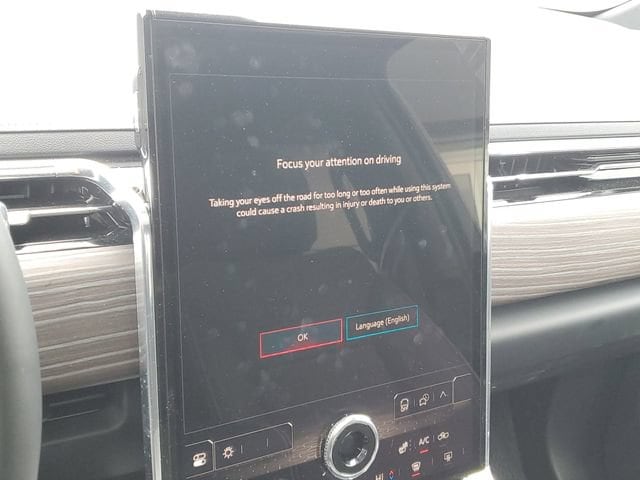 2025 GMC Sierra EV Denali - Photo 19