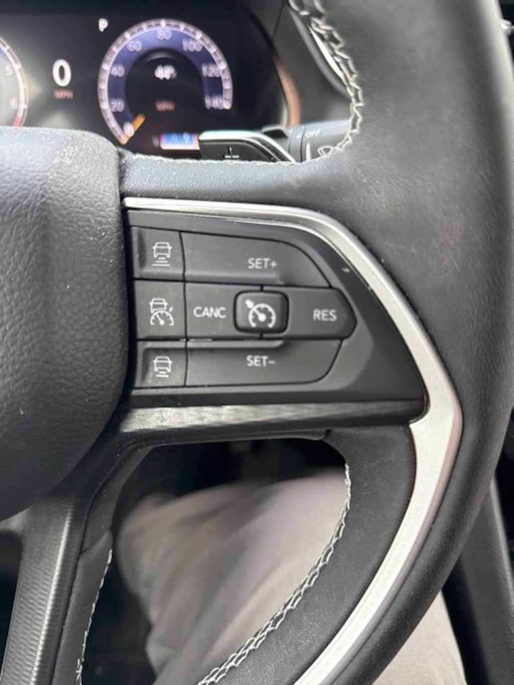 Used 2023 Jeep Grand Cherokee SUV