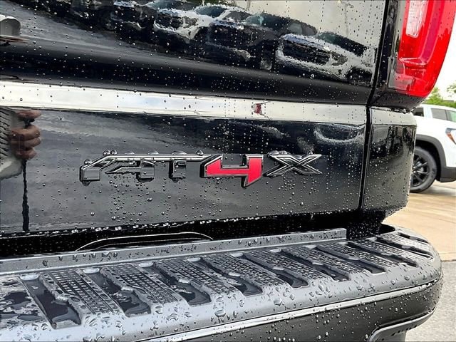 2026 GMC Sierra 1500 AT4X - Photo 13