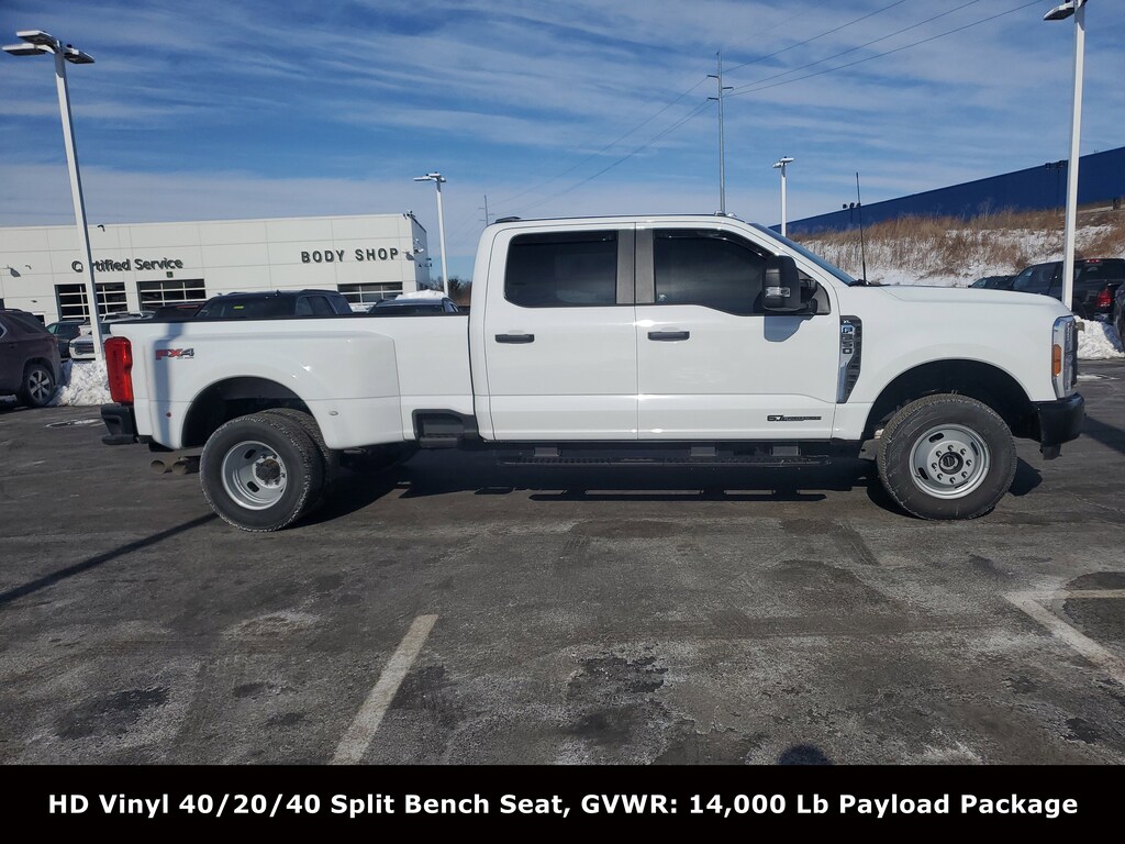 Used 2025 Ford Super Duty F-350 DRW XL 4WD Crew Cab 8 Box Truck Crew Cab