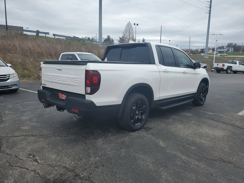 Used 2025 Honda Ridgeline Truck Crew Cab