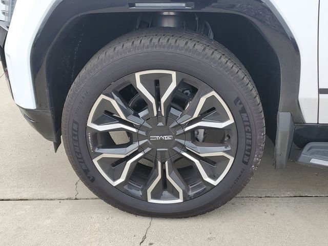 2025 GMC Sierra EV Denali - Photo 9