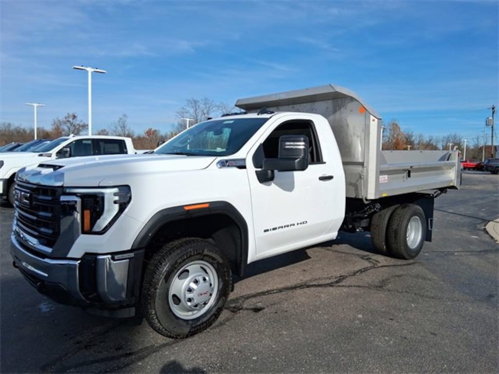 New 2025 GMC Sierra 3500 HD Chassis Cab Pro Truck