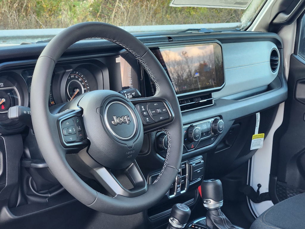 New 2025 Jeep Wrangler 4-DOOR SPORT S Sport Utility