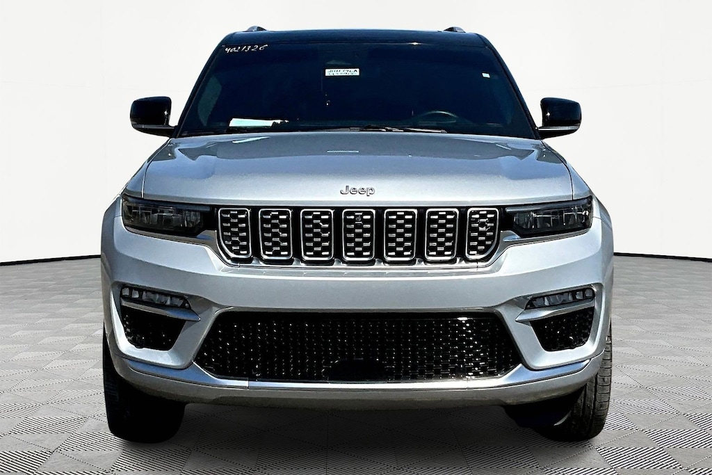 Used 2022 Jeep Grand Cherokee Summit Reserve 4x4 SUV