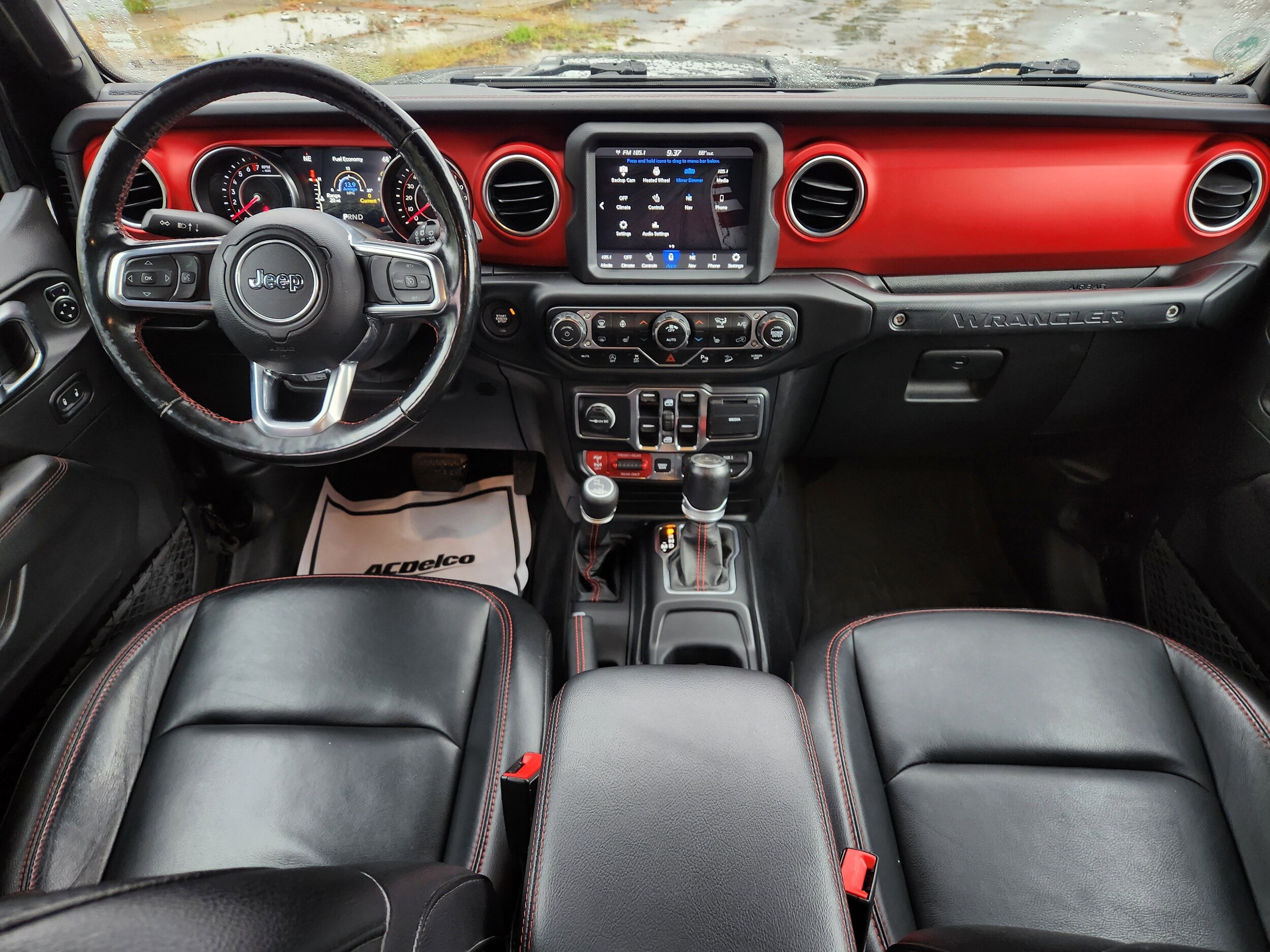 2020 Jeep Wrangler Unlimited Rubicon photo 2