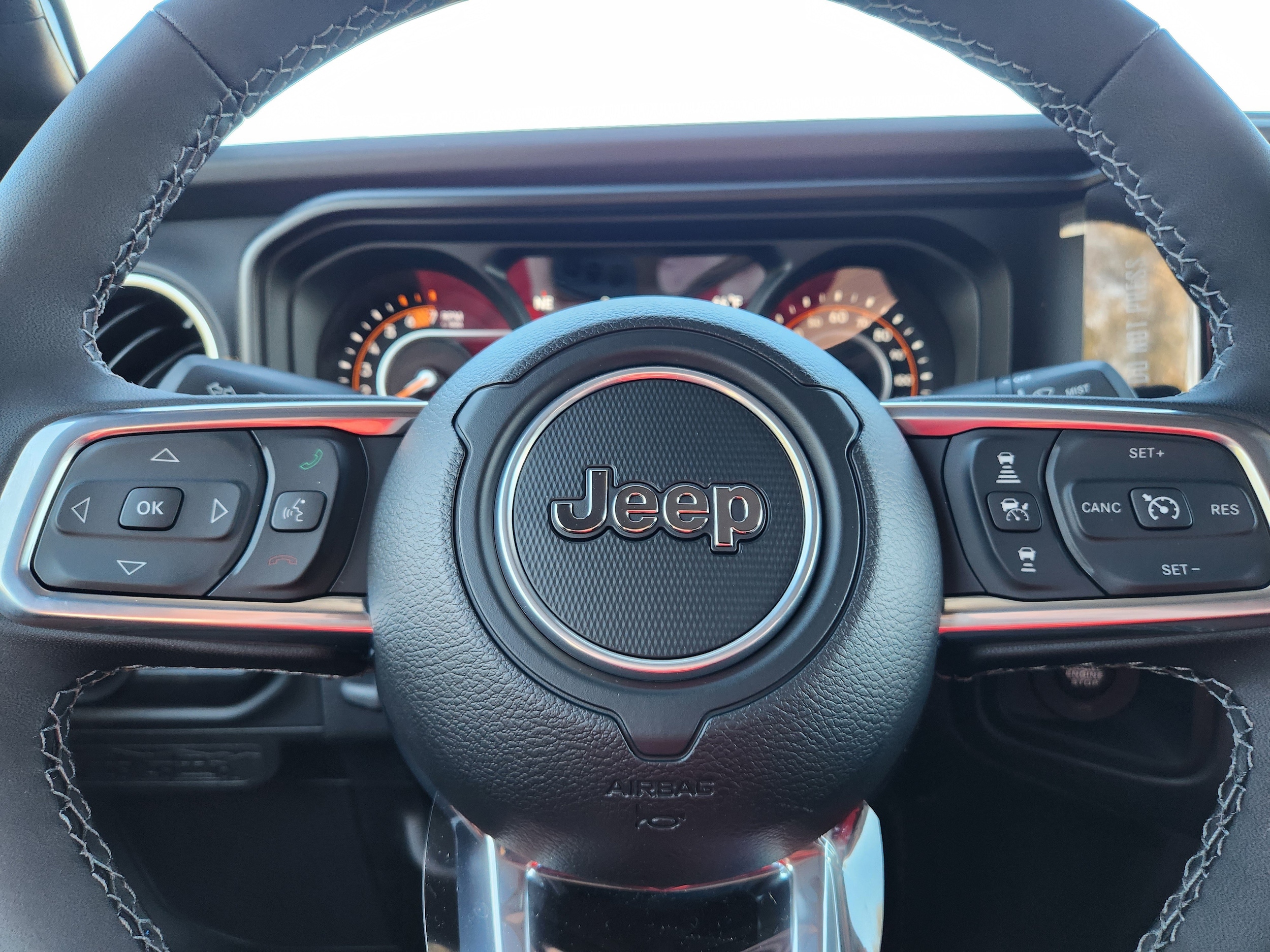 2025 Jeep Wrangler 4-Door Sahara - Photo 29