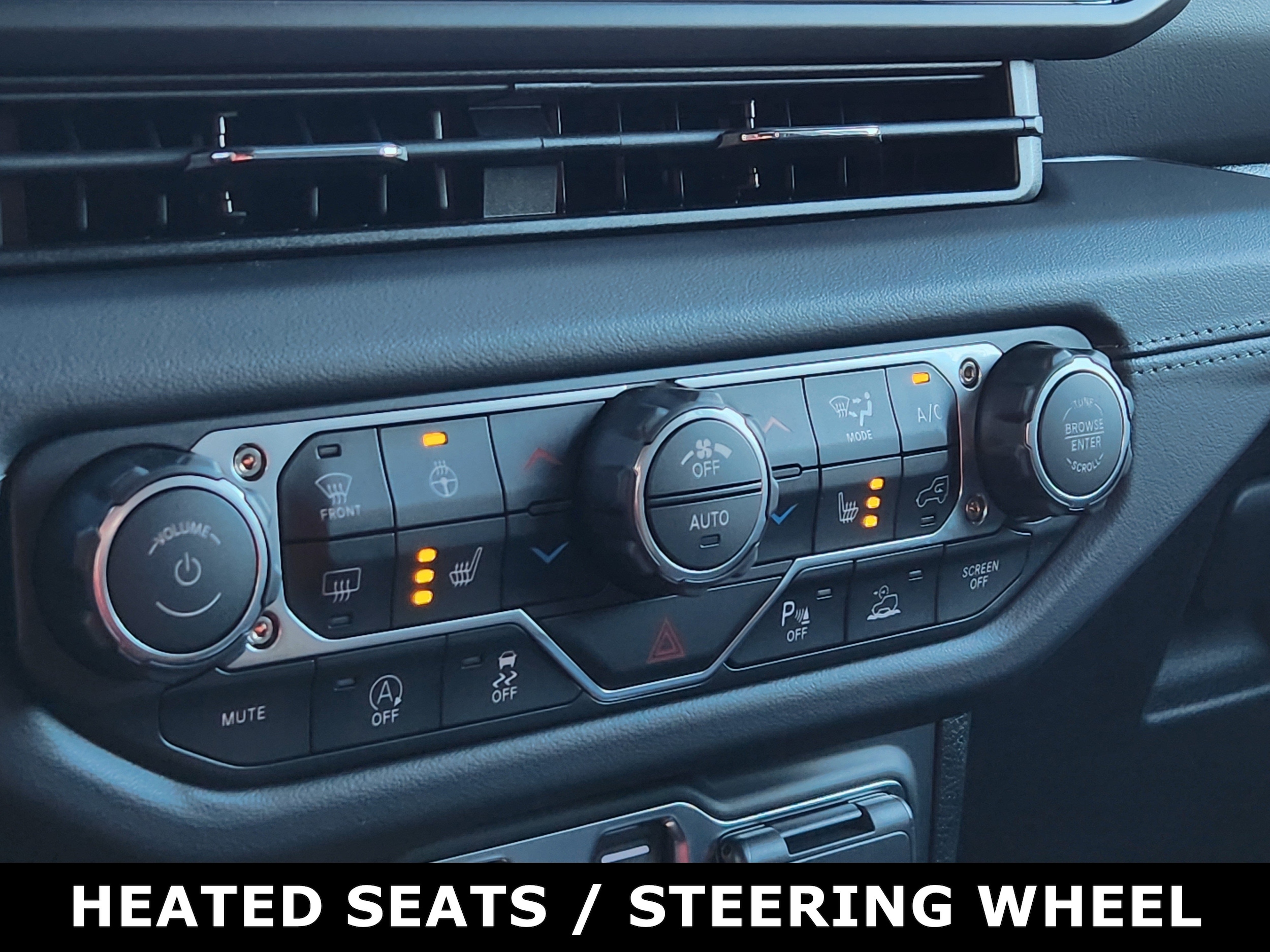 2025 Jeep Wrangler 4-Door Sahara - Photo 12