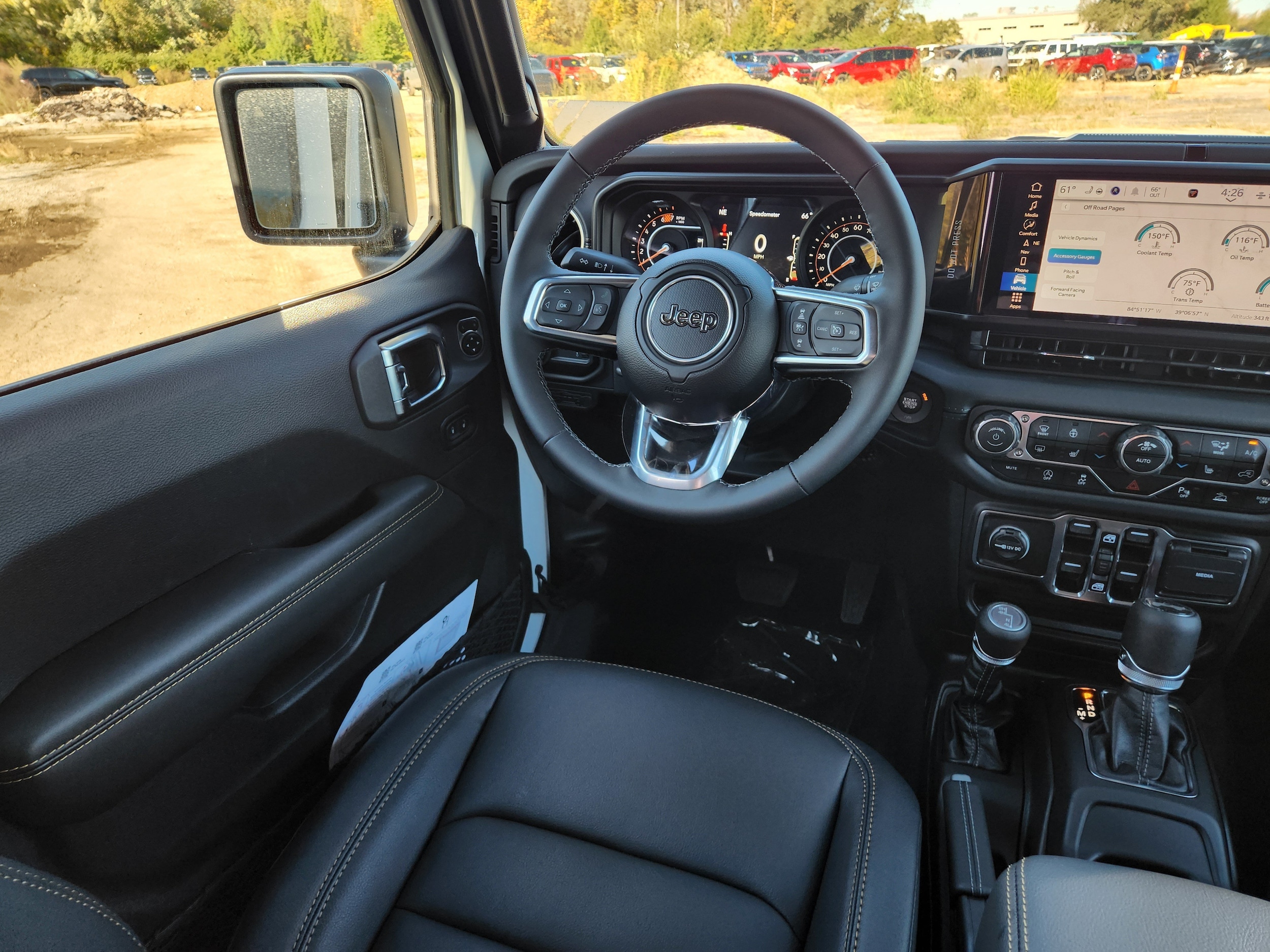 2025 Jeep Wrangler 4-Door Sahara - Photo 26