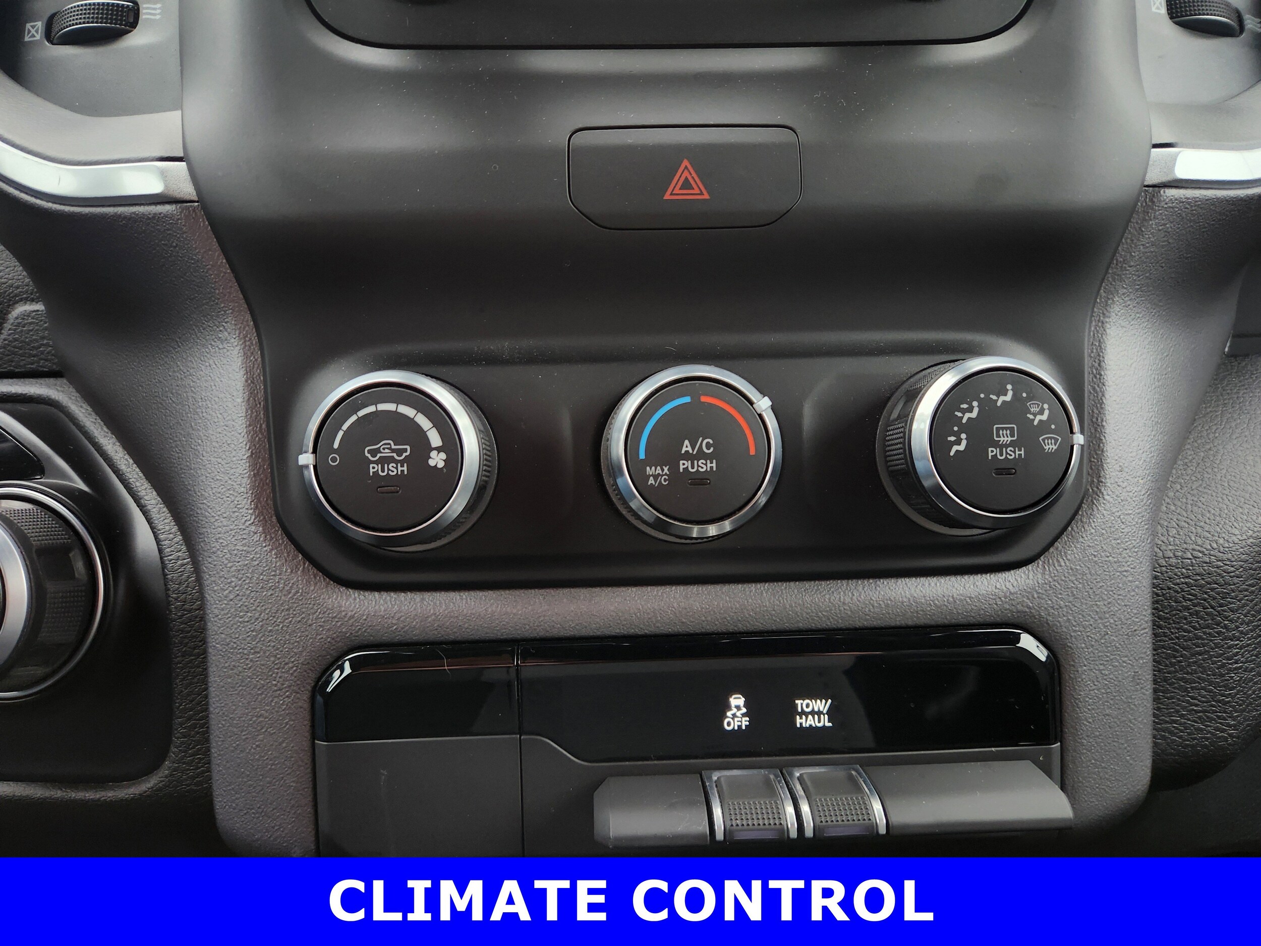 2022 Ram 1500 Big Horn photo 3