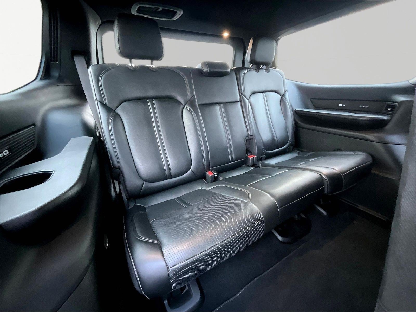 2024 Jeep Wagoneer Series III - Photo 28