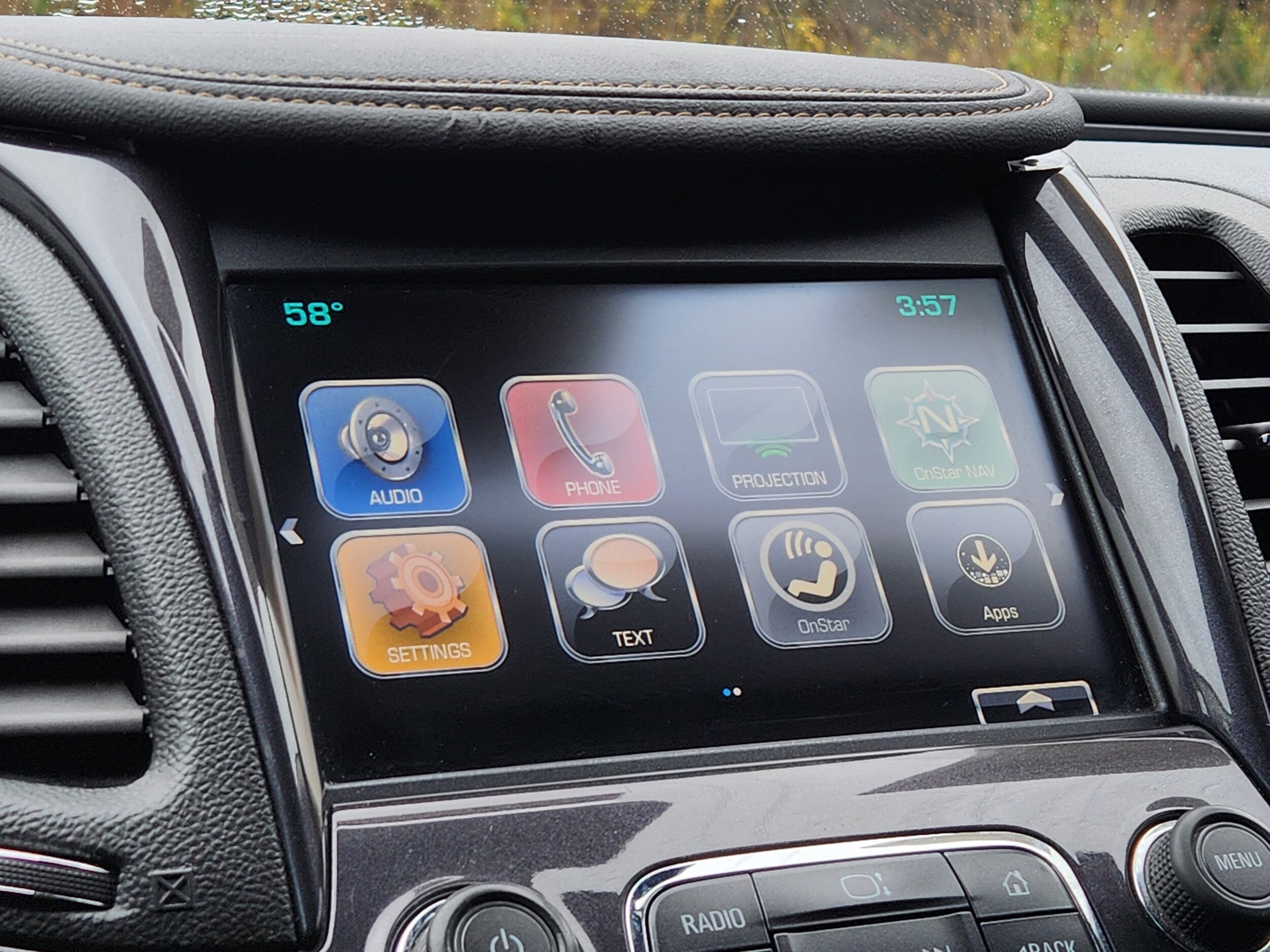 2017 Chevrolet Impala Premier photo 2