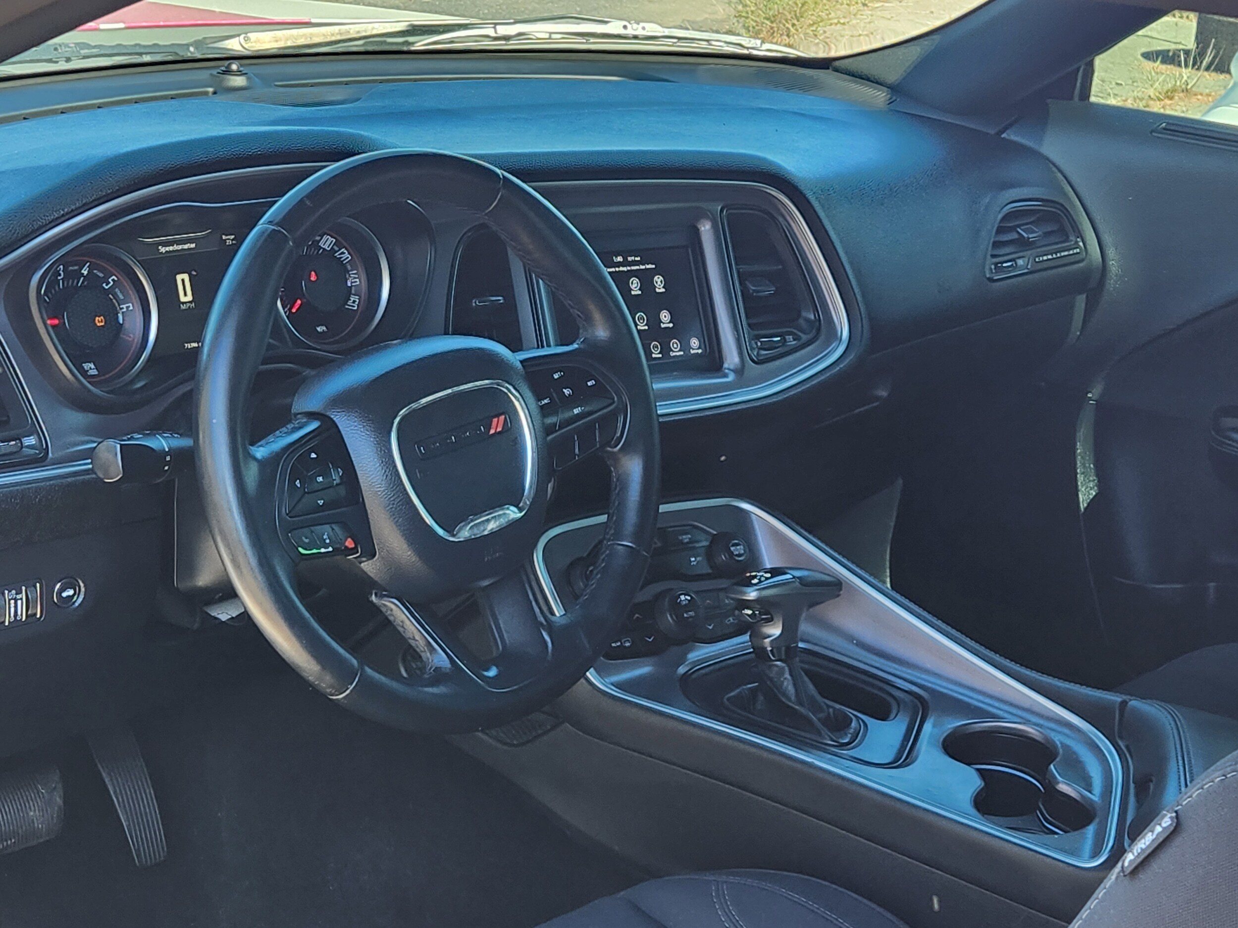 2019 Dodge Challenger SXT photo 2
