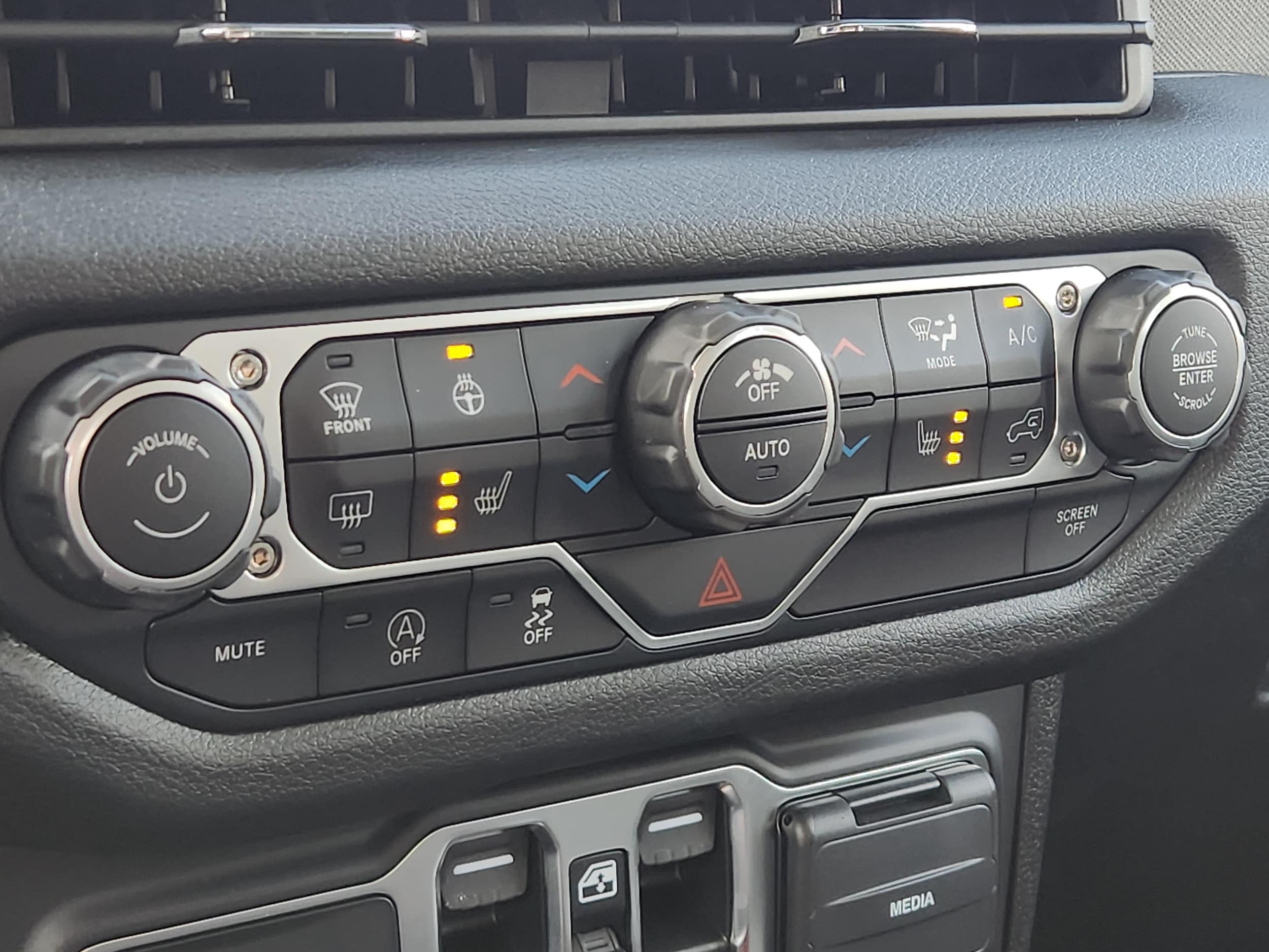 2025 Jeep Wrangler 4-Door Sport S - Photo 7