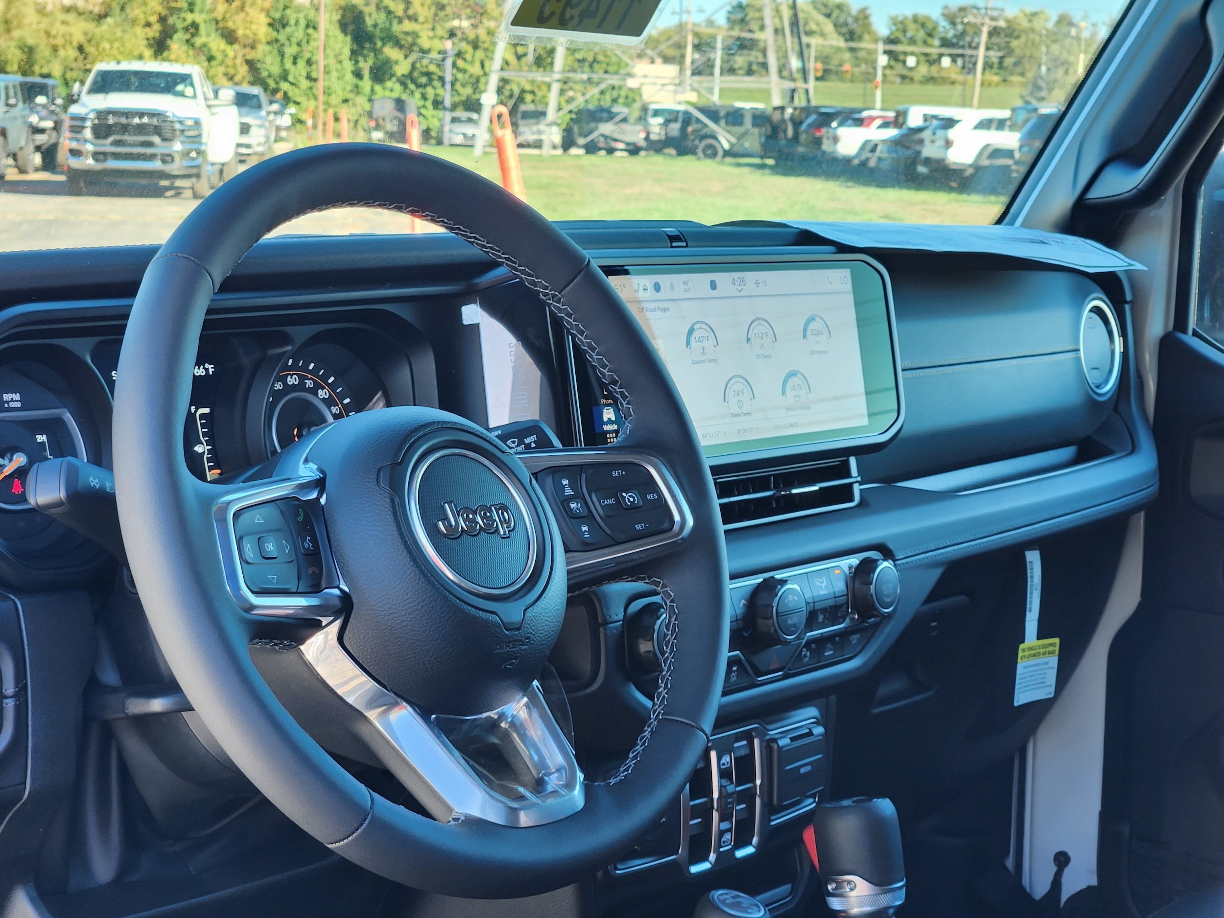 2025 Jeep Wrangler 4-Door Sahara - Photo 28
