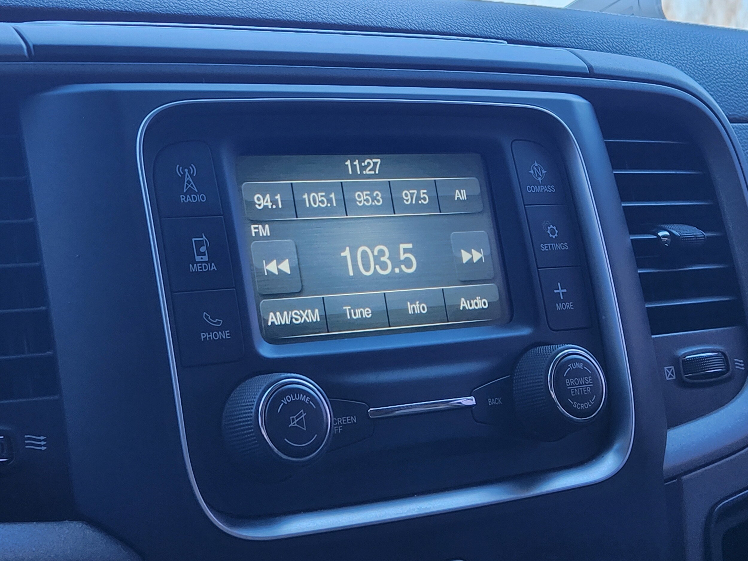 2018 Ram 1500 Express photo 3