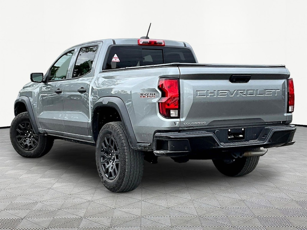 Used 2024 Chevrolet Colorado 4WD Crew Cab Trail Boss Truck Crew Cab