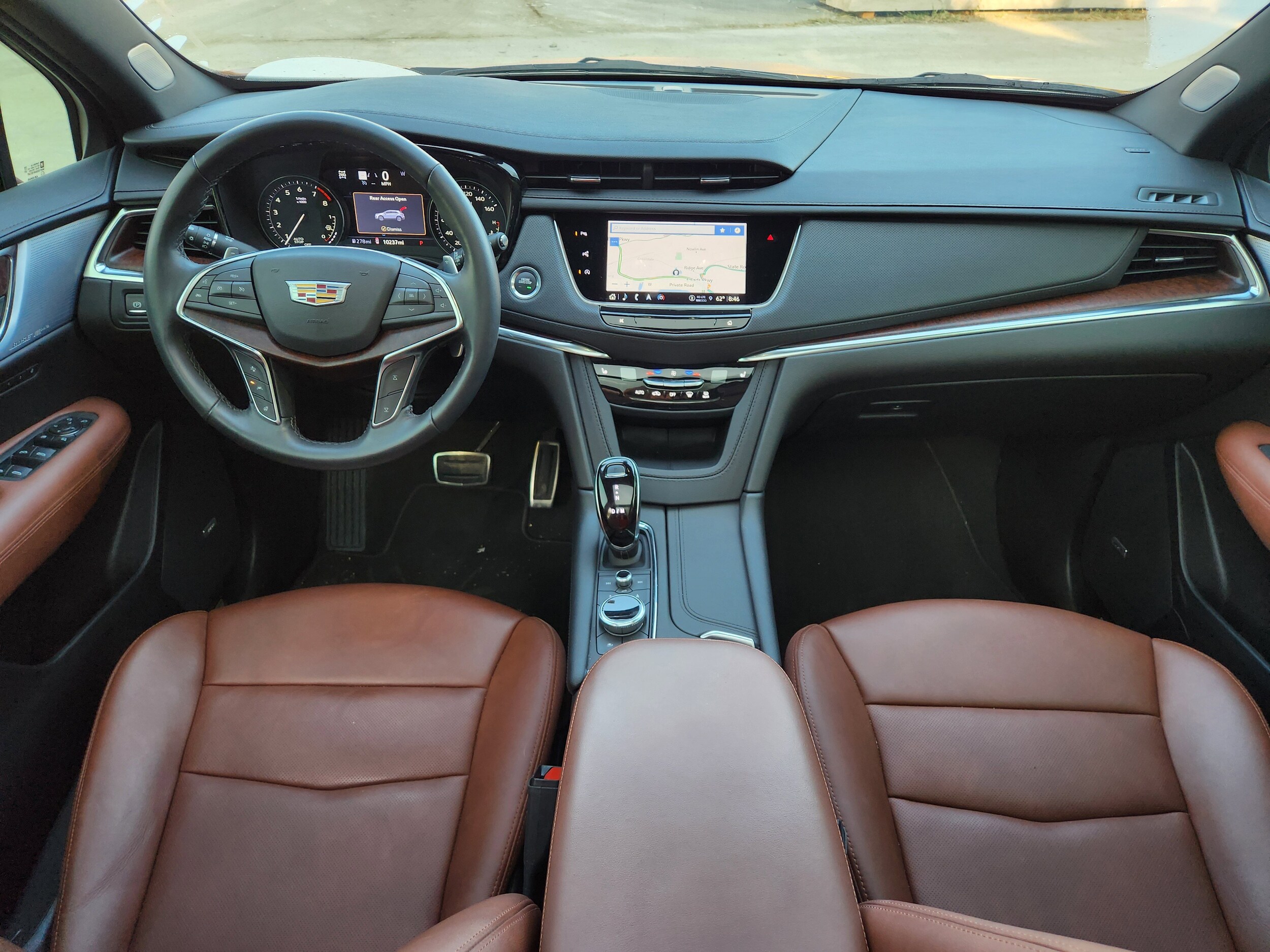 2024 Cadillac XT5 Sport photo 3