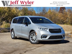 2026 Chrysler Pacifica SELECT AWD Passenger Van Lawrenceburg IN