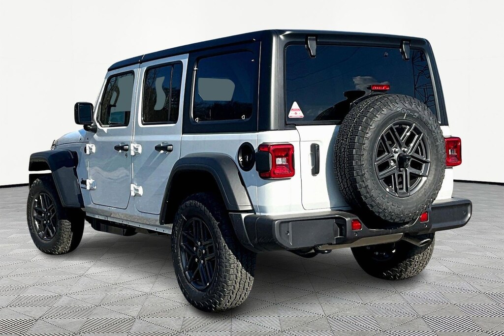 New 2026 Jeep Wrangler 4-DOOR SPORT S Sport Utility