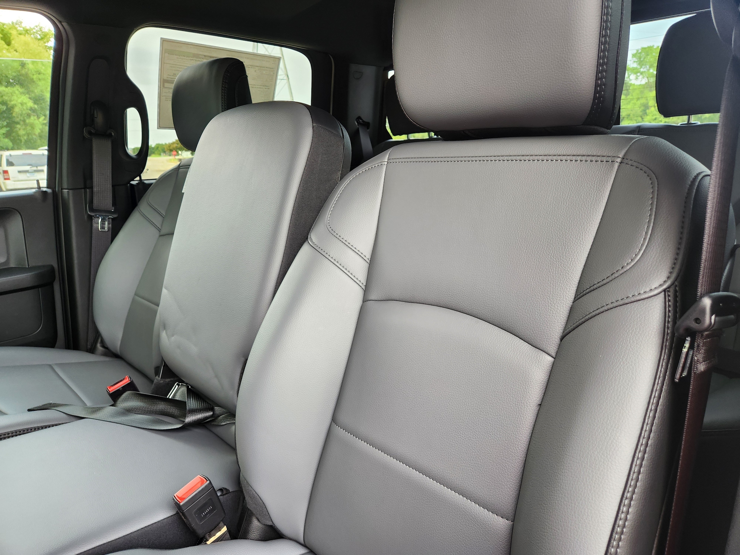 2025 RAM 2500 Tradesman - Photo 25