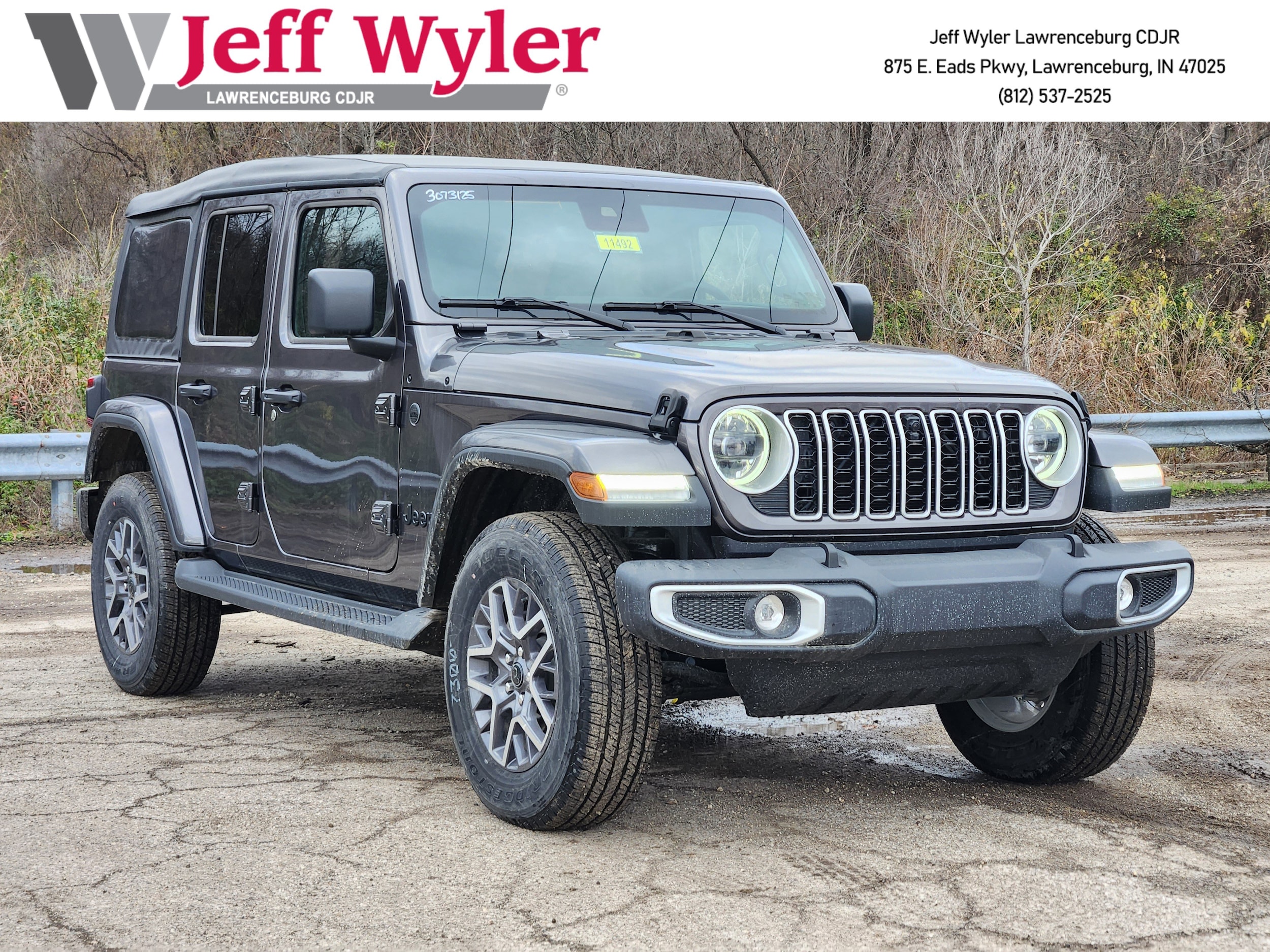 2025 Jeep Wrangler 4-Door Sahara's photo