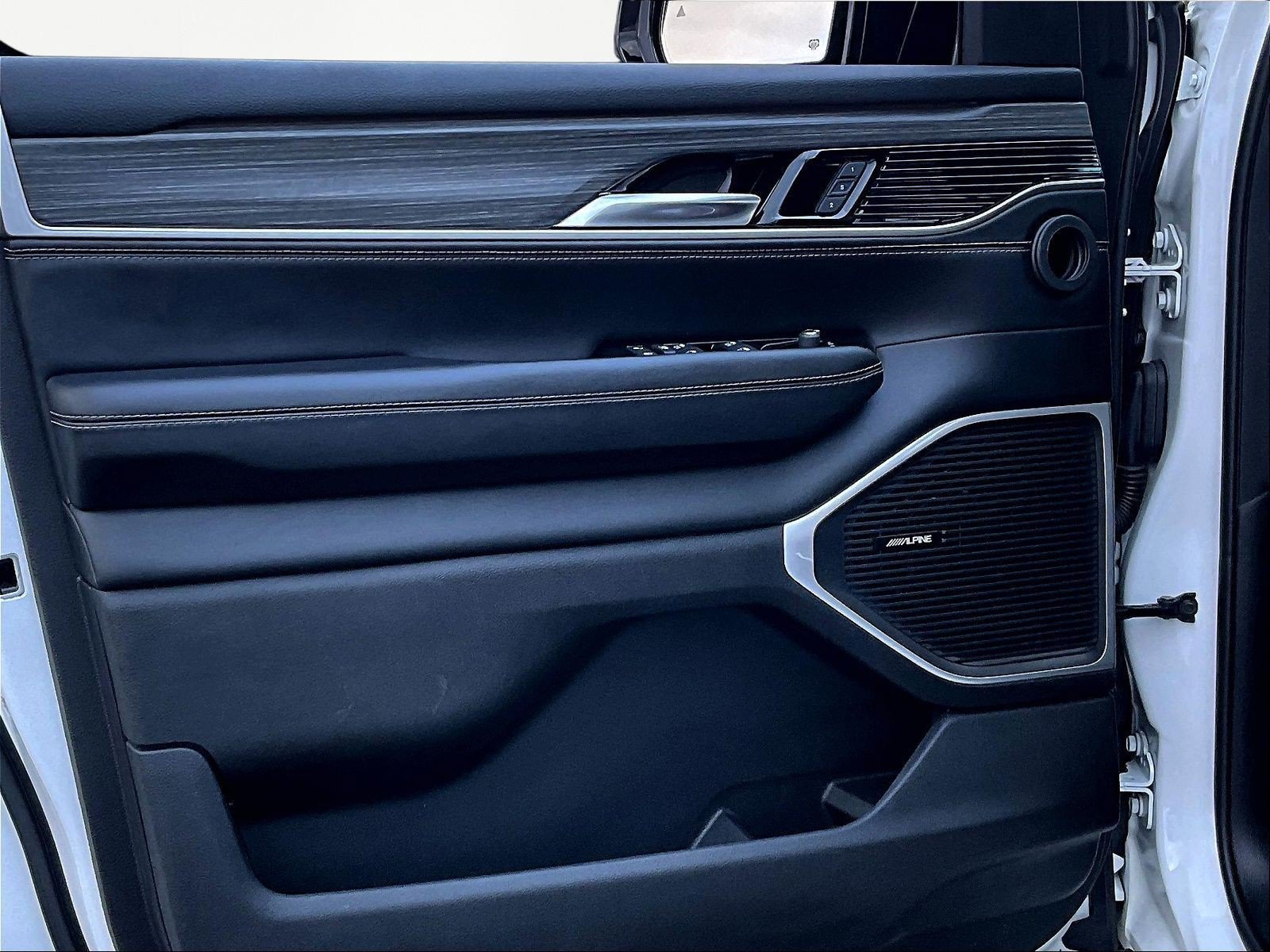 2024 Jeep Wagoneer Series III - Photo 22