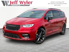 2026 Chrysler Pacifica LIMITED Passenger Van