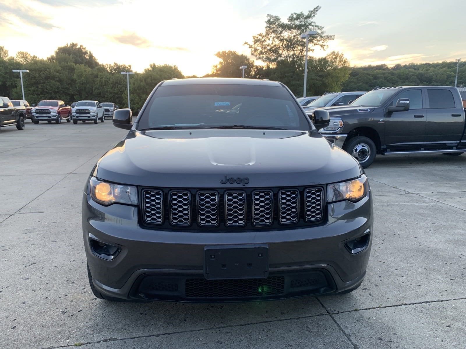 Used 2019 Jeep Grand Cherokee Altitude with VIN 1C4RJFAG0KC578426 for sale in Lawrenceburg, IN