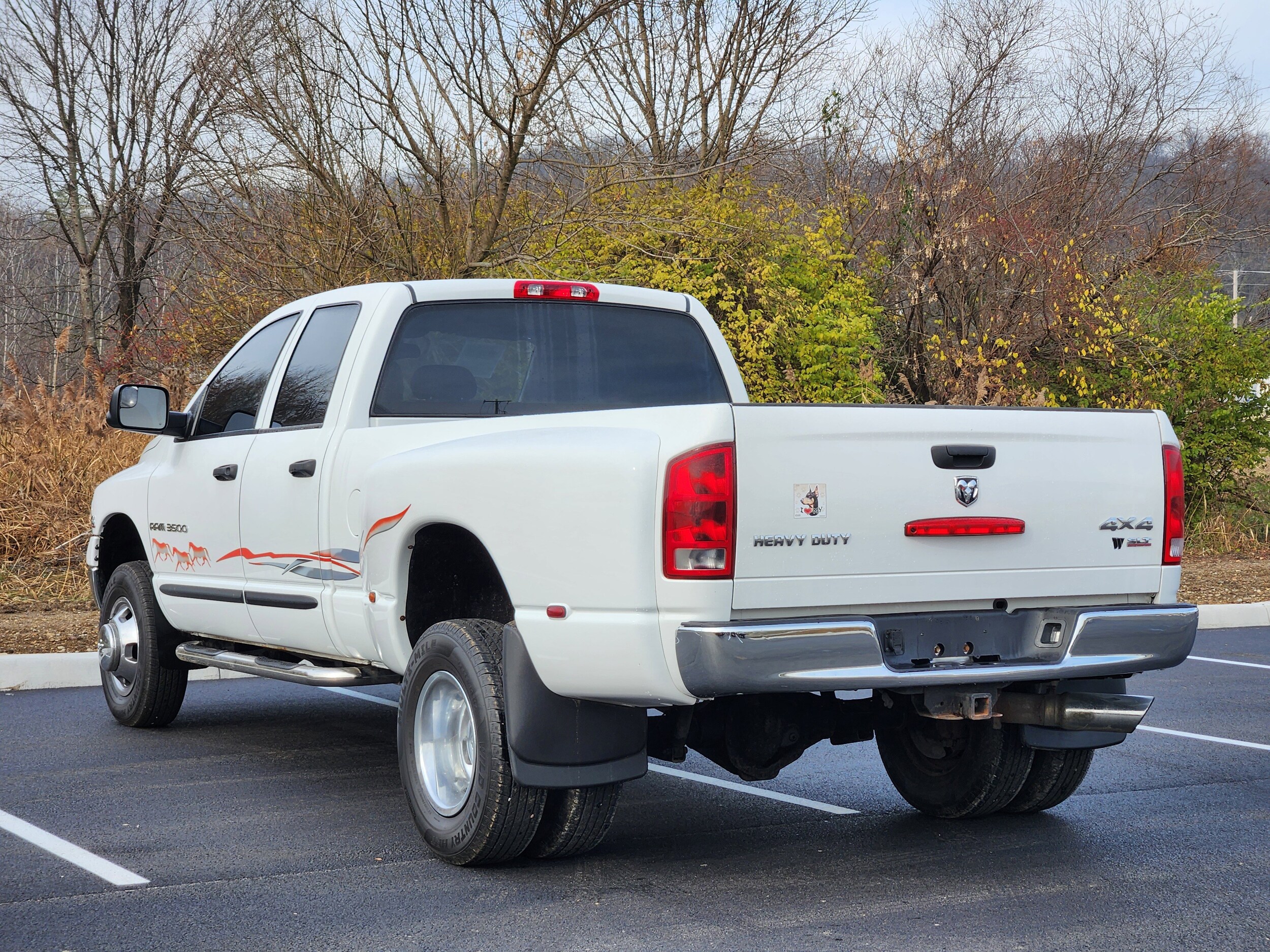 2005 Dodge Ram 3500 SLT photo 2