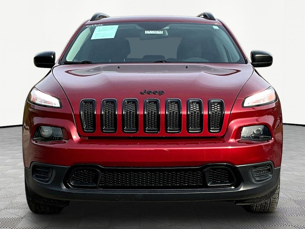 Used 2016 Jeep Cherokee FWD 4dr Altitude SUV