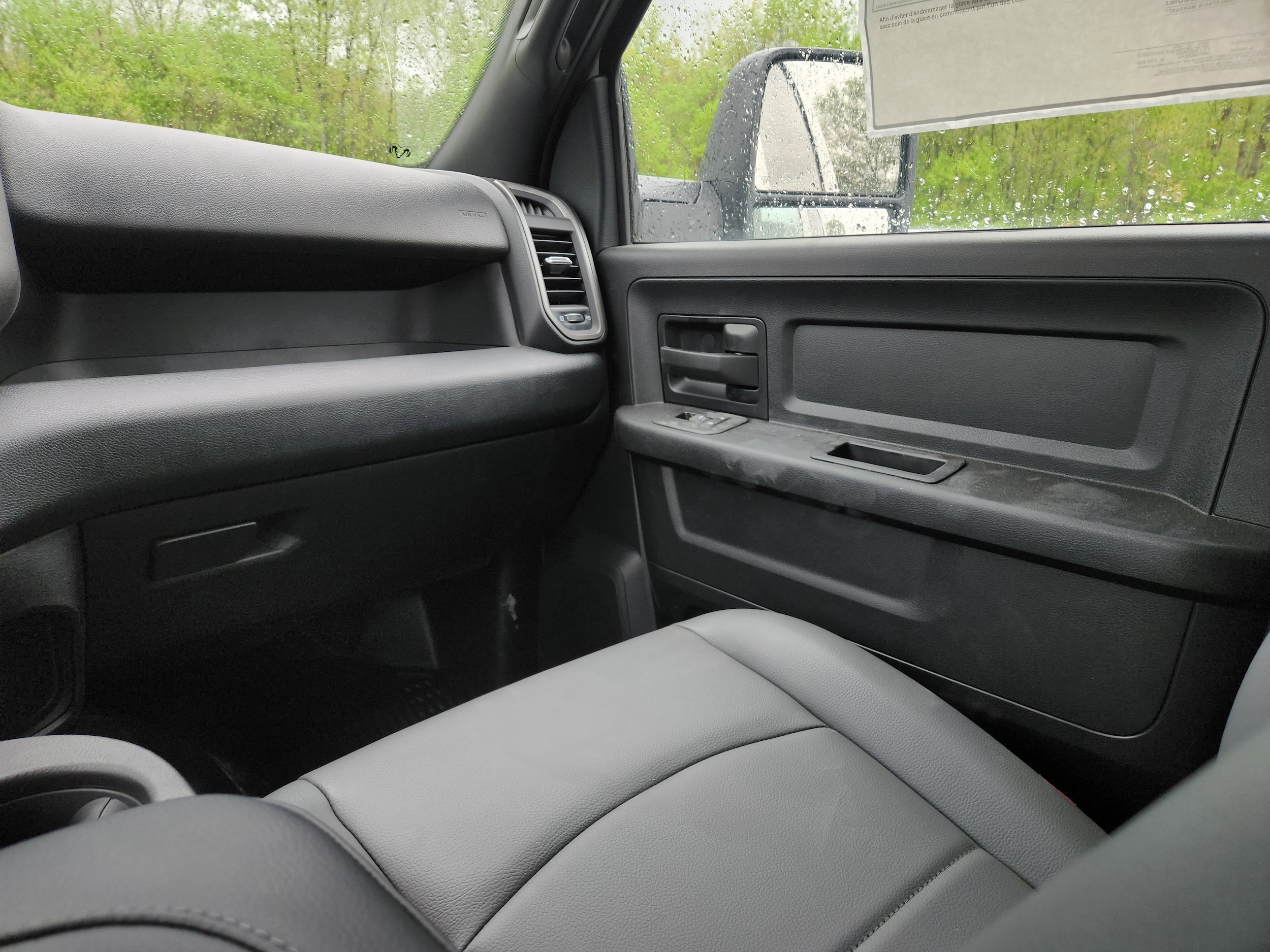 2025 RAM 3500 Chassis Tradesman - Photo 22