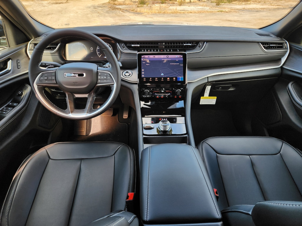 New 2025 Jeep Grand Cherokee LIMITED 4X4 Sport Utility