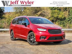 2026 Chrysler Pacifica LIMITED AWD Passenger Van Lawrenceburg IN