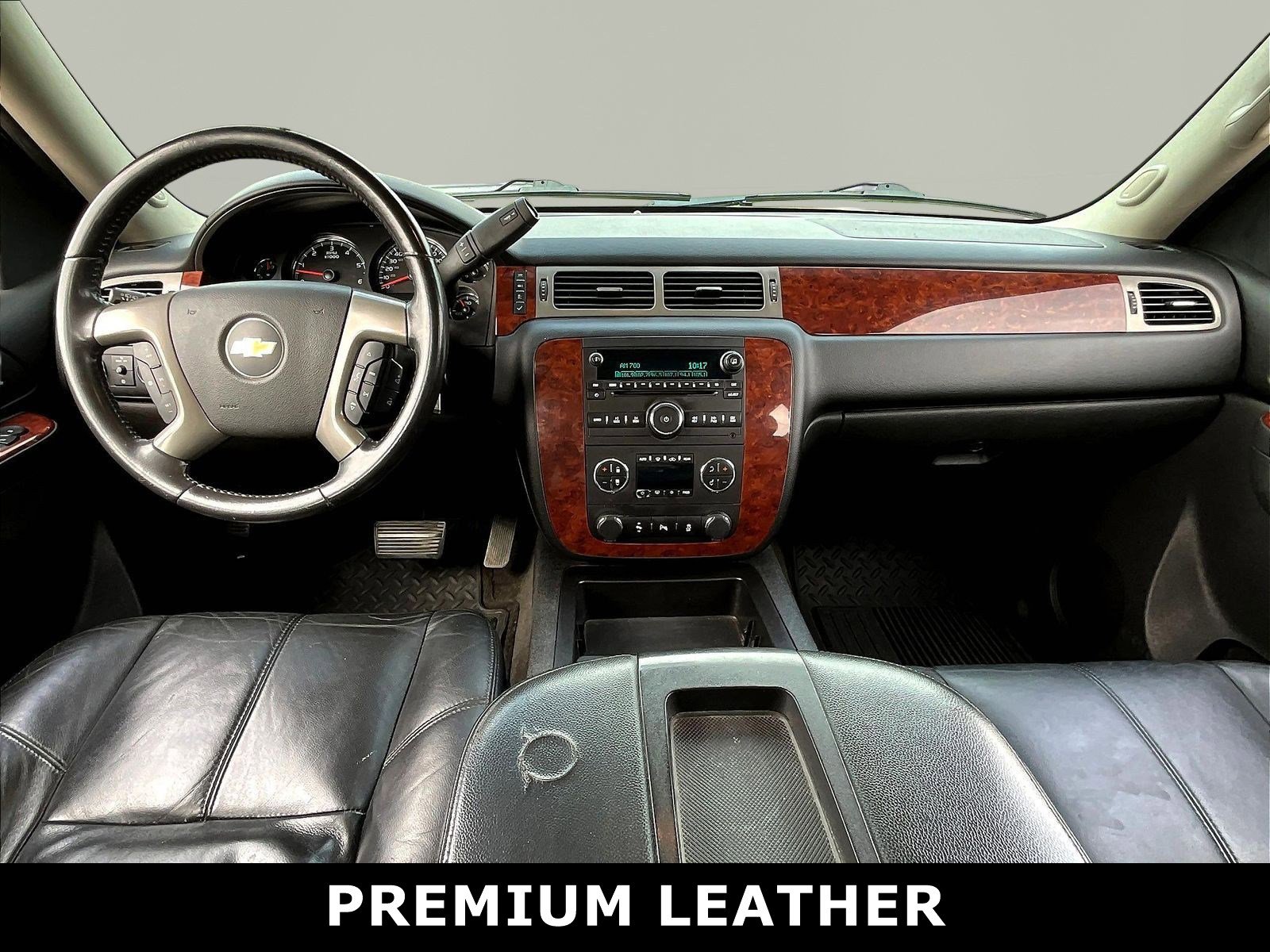 Used 2012 Chevrolet Tahoe LT with VIN 1GNSKBE03CR169783 for sale in Greendale, IN