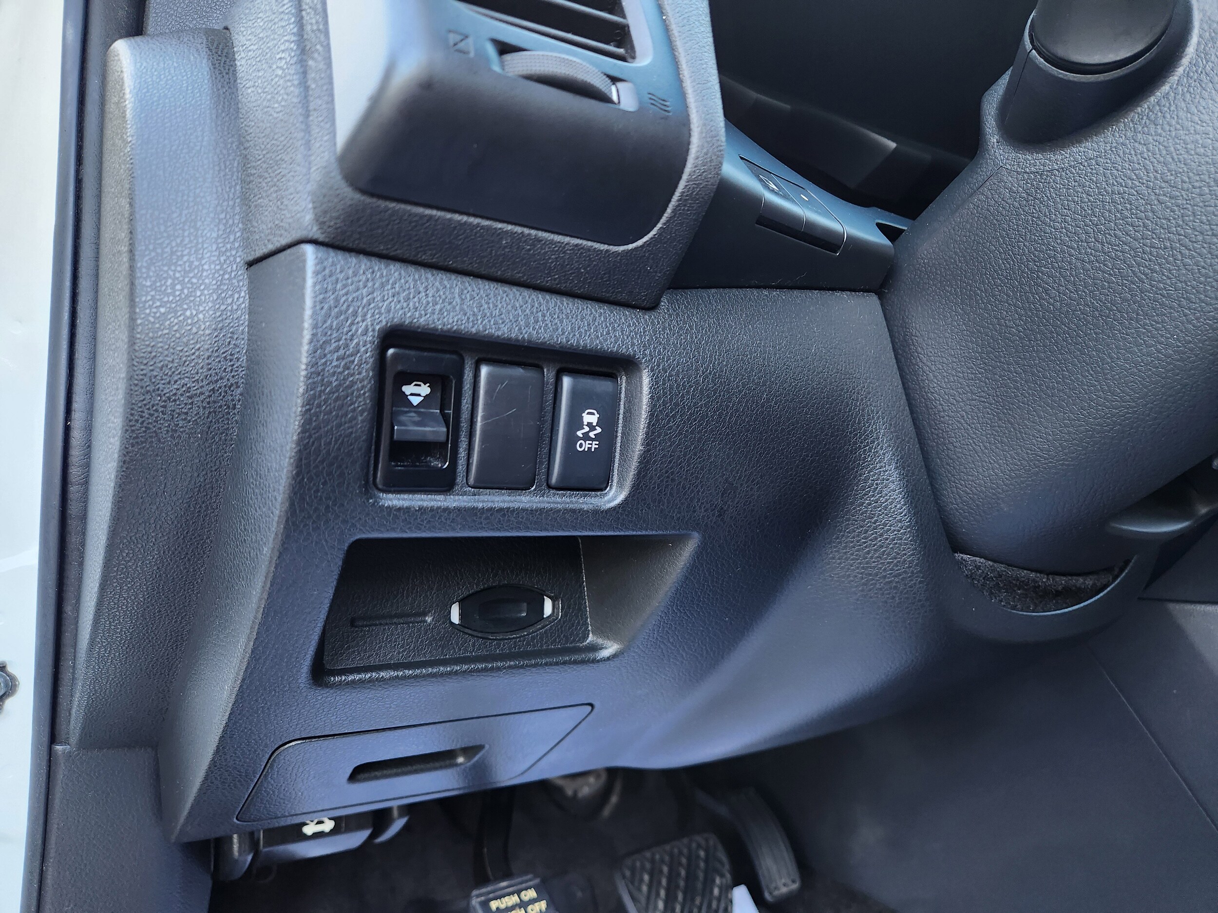 2011 Nissan Altima 2.5 S photo 3