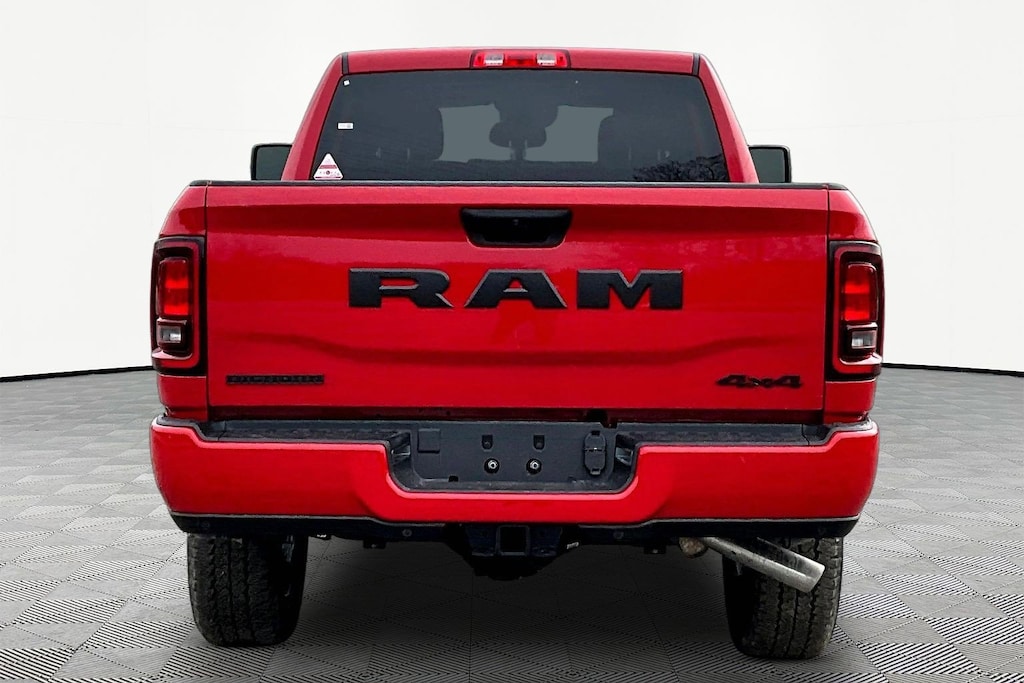 New 2026 Ram 2500 BIG HORN CREW CAB 4X4 6'4 BOX Pickup