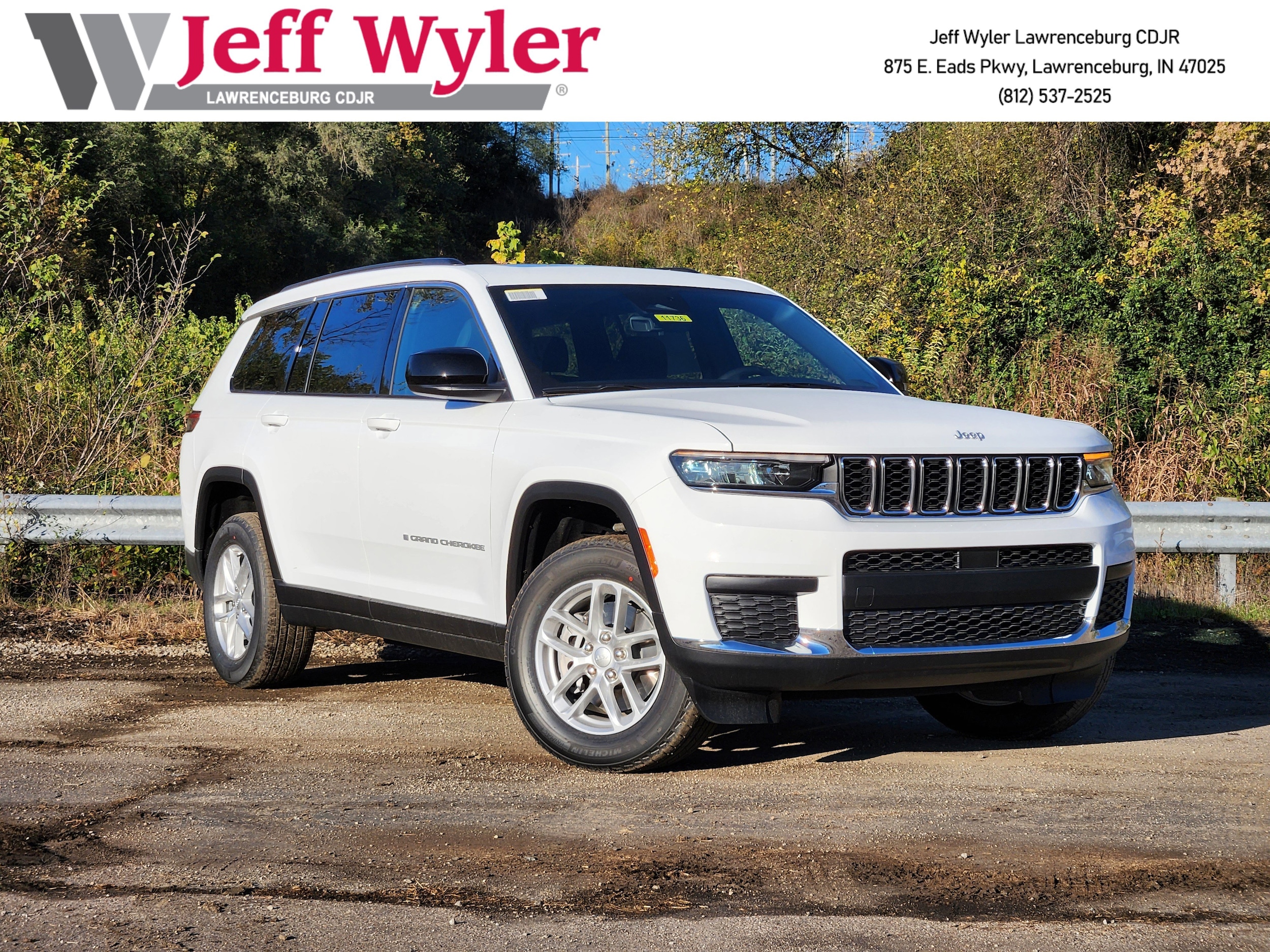 2025 Jeep Grand Cherokee L Laredo's photo