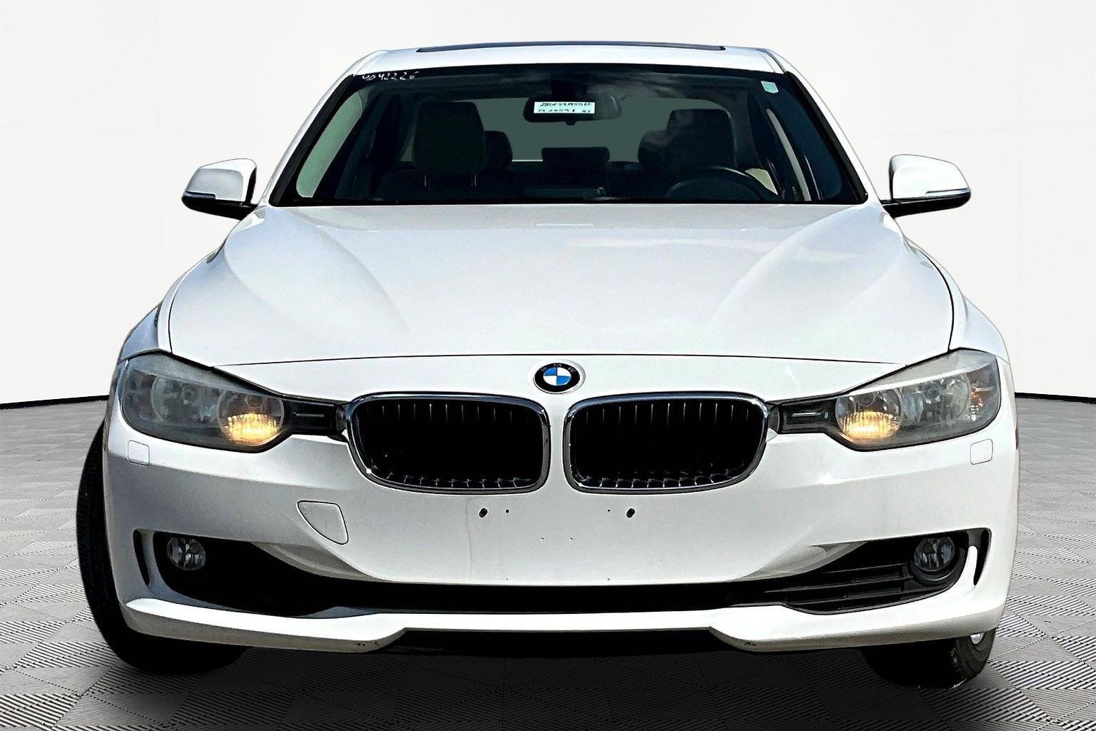 Used 2013 BMW 3 Series 328i with VIN WBA3B5C54DF593955 for sale in Greendale, IN